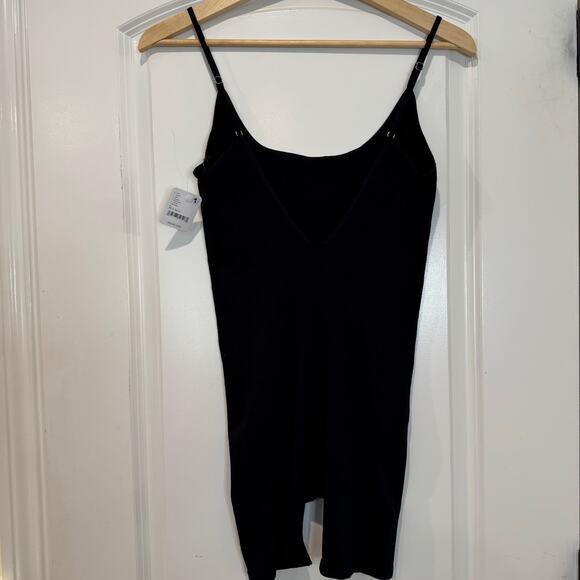 Free People One To Watch Romper Size Medium Black Ribbed Knit Scoop Neck - Picture 8 of 9